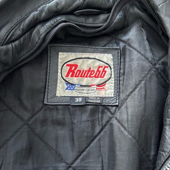 Vintage leather biker jacket - Picture 5 of 6